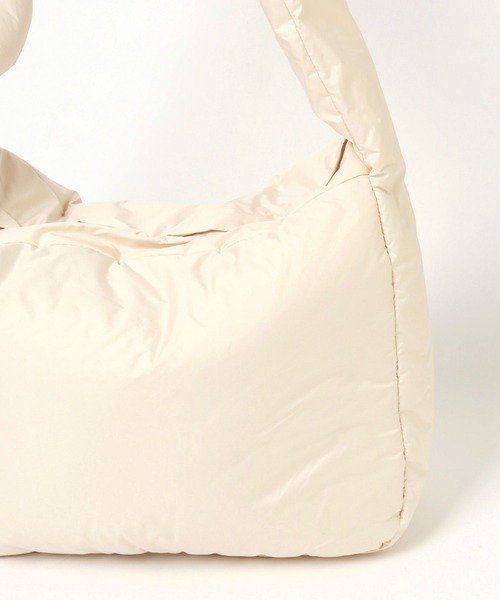 LEPSIM（レプシィム）の「撥水ナイロン斜めがけショルダー　973998（ショルダーバッグ・レディース・ライトカーキ/アイボリー/ブラック・ONE SIZE）」の20枚目の写真