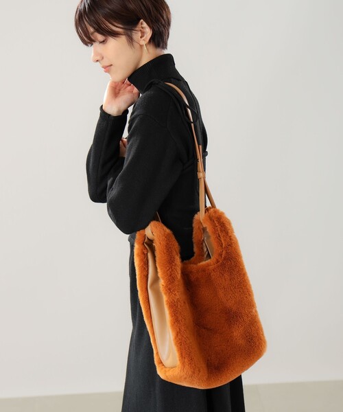 B:MING by BEAMS（ビーミングバイビームス）の「B:MING by BEAMS / フェイクファーコンビ トートバッグ（トートバッグ・レディース・ネイビー/ダークオレンジ・FREE）」の3枚目の写真