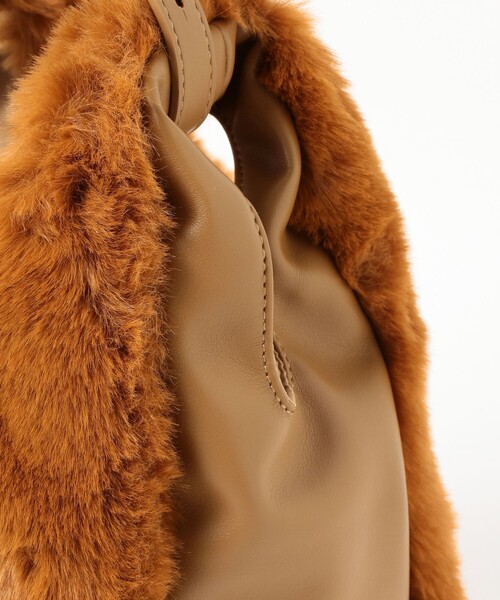 B:MING by BEAMS（ビーミングバイビームス）の「B:MING by BEAMS / フェイクファーコンビ トートバッグ（トートバッグ・レディース・ネイビー/ダークオレンジ・FREE）」の14枚目の写真
