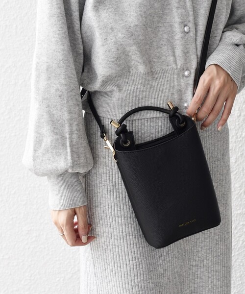 SHIPS（シップス）の「* パーテーション スマホ ショルダー ◇（ショルダーバッグ・レディース・ワイン/ライトグレー/ブラック/ベージュ/シルバー・ONE SIZE）」の2枚目の写真