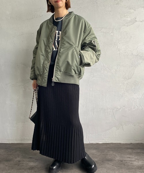 JEANS FACTORY Clothes（ジーンズファクトリークローズ）の「【FINEBOYS 2月号掲載】[Jeans Factory Clothes/ジーンズファクトリークローズ] ビックシルエット MA-1（MA-1・レディース・ブラック/オリーブ/ホワイト・S/M/L/XL）」の4枚目の写真