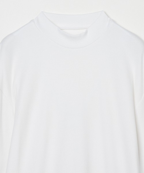 three dots(スリードッツ)の「スフレコットン モックネック(Tシャツ/カットソー・メンズ・ブラック/グレイッシュベージュ/ホワイト・SMALL/MEDIUM/LARGE)」の9枚目の写真