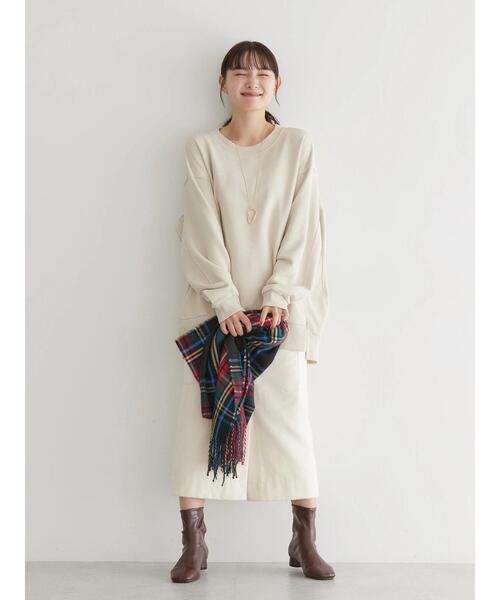 AMERICAN HOLIC（アメリカンホリック）の「バックコクーン裏毛チュニック（チュニック・レディース・チャコールグレー/イエロー/ネイビー/アイボリー・L/M）」の15枚目の写真