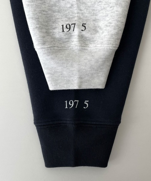 CANAL JEAN(キャナルジーン)の「1975 TOKYO BOWLS裏起毛パーカー(パーカー・レディース・アッシュ/ネイビー・LARGE/X-LARGE)」の21枚目の写真