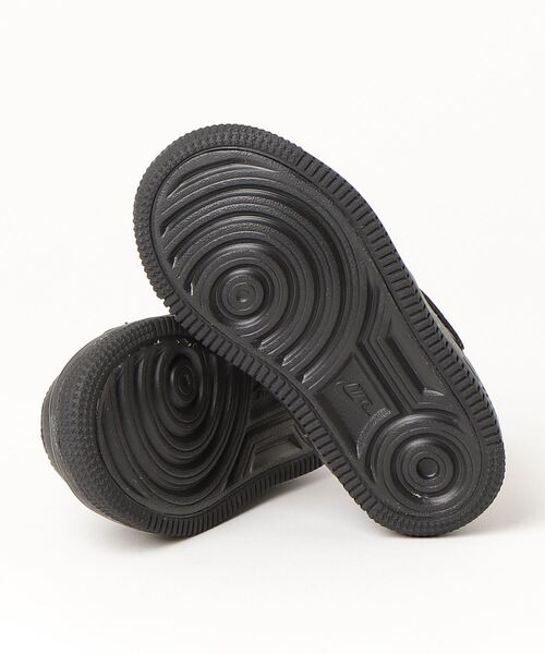 NIKE(ナイキ)の「NIKE FORCE 1 LOW EASYON PS FN0237-001(スニーカー・キッズ・ブラック・15cm/14㎝/17cm/18cm/19㎝/16cm)」の10枚目の写真