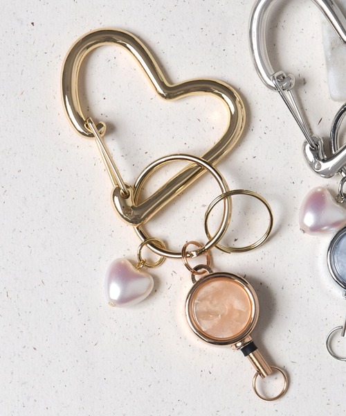 Flowering（フラワーリング）の「フェミニン/カラビナ（キーホルダー・レディース・シルバー/ゴールド/ピンクゴールド/ブラウン/ピンク系その他/ピンク系その他2/シルバー系1/ゴールド系1/ブラウン系1・FREE）」の9枚目の写真