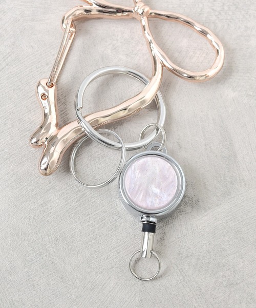 Flowering（フラワーリング）の「フェミニン/カラビナ（キーホルダー・レディース・シルバー/ゴールド/ピンクゴールド/ブラウン/ピンク系その他/ピンク系その他2/シルバー系1/ゴールド系1/ブラウン系1・FREE）」の13枚目の写真
