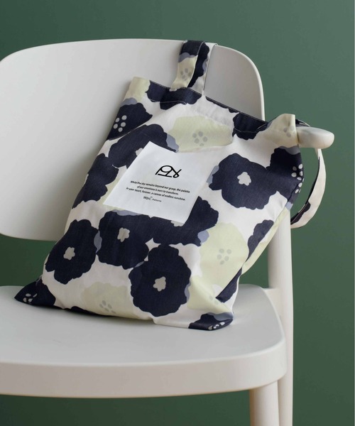 Wpc.(ダブリュピーシー)の「トートバッグ(トートバッグ・レディース・ブルー系その他2/レッド系その他2/ネイビー/モカ/ベージュ系その他/パープル系その他/オフホワイト/ネイビー系/イエロー系その他/ホワイト系その他/ホワイト系その他4/ホワイト系その他2/ホワイト系その他3・FREE)」の8枚目の写真