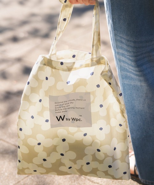 Wpc.(ダブリュピーシー)の「トートバッグ(トートバッグ・レディース・ブルー系その他2/レッド系その他2/ネイビー/モカ/ベージュ系その他/パープル系その他/オフホワイト/ネイビー系/イエロー系その他/ホワイト系その他/ホワイト系その他4/ホワイト系その他2/ホワイト系その他3・FREE)」の6枚目の写真