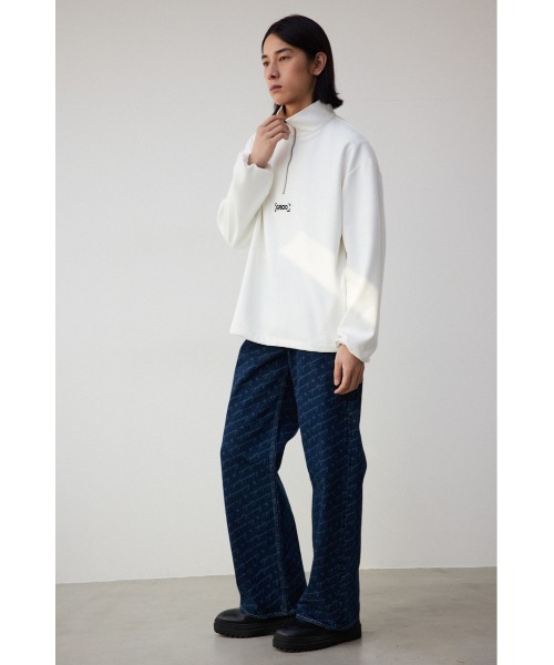 AZUL by moussy（アズールバイマウジー）の「ワンポイント刺繍フェイクスウェードハーフジップ（パーカー・メンズ・ホワイト/ブラック/グレー・FREE）」の19枚目の写真