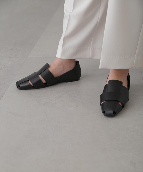 FREE'S MART（フリーズマート）の「◆グルカフラットシューズ（スリッポン・レディース・ブラック/ベージュ・SMALL/MEDIUM）」の7枚目の写真