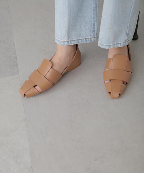 FREE'S MART（フリーズマート）の「◆グルカフラットシューズ（スリッポン・レディース・ブラック/ベージュ・SMALL/MEDIUM）」の9枚目の写真