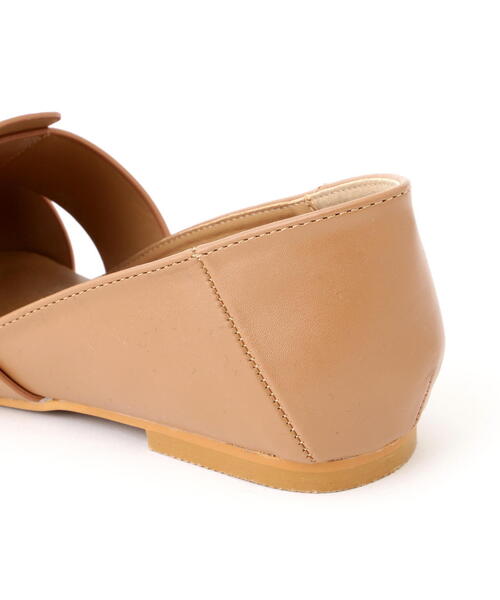 FREE'S MART（フリーズマート）の「◆グルカフラットシューズ（スリッポン・レディース・ブラック/ベージュ・SMALL/MEDIUM）」の17枚目の写真