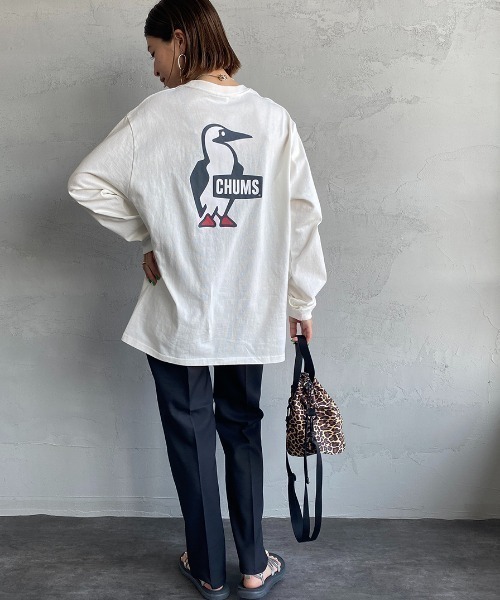CHUMS（チャムス）の「【WEB限定】[CHUMS/チャムス] ブービーロゴ バックプリントロングスリーブＴシャツ（Tシャツ/カットソー・レディース・ホワイト/ブラック/グレイッシュベージュ・M/L/XL）」の2枚目の写真