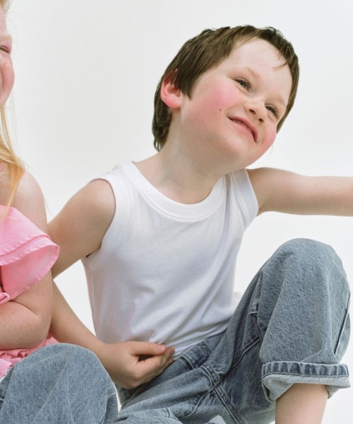 LOWRYS FARM（ローリーズファーム）の「ＵＳＡロングタンクトップ　103980（タンクトップ・キッズ・ホワイト/ブラック/イエロー/チャコールグレー・110cm/150cm/140cm/130cm/120cm）」の2枚目の写真