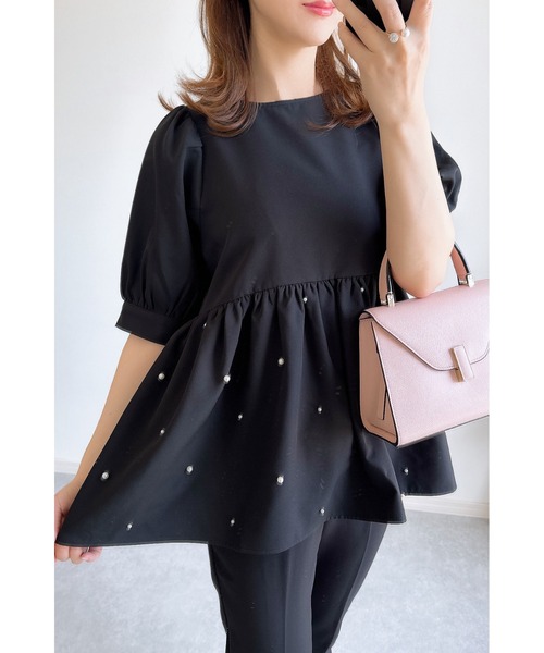 &. NOSTALGIA（アンドドットノスタルジア）の「【ZOZO限定】パール付きペプラムブラウス（シャツ/ブラウス・レディース・オフホワイト/ブラック/ピンク・M）」の8枚目の写真