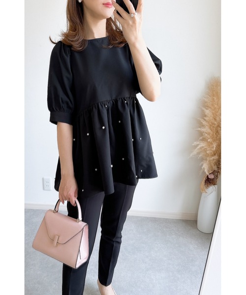 &. NOSTALGIA（アンドドットノスタルジア）の「【ZOZO限定】パール付きペプラムブラウス（シャツ/ブラウス・レディース・オフホワイト/ブラック/ピンク・M）」の4枚目の写真