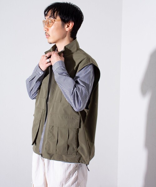 GLOSTER(グロスター)の「【限定展開】【GLOSTER/グロスター】ミリタリーファティーグスタンドベスト M65(ベスト・メンズ・ベージュ/カーキ/ブラック・M/L)」の8枚目の写真