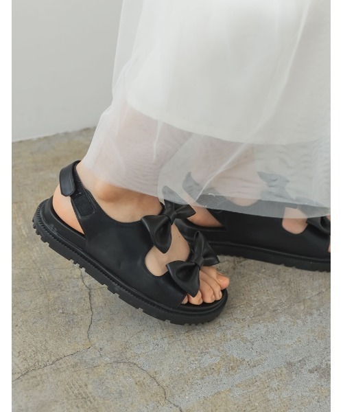 Re:EDIT（リエディ）の「[2024SS COLLECTION][大きいサイズ有]リボンデザインスポーツサンダル（サンダル・レディース・ブラック/ホワイト・SMALL/MEDIUM/LARGE/X-LARGE/XX-LARGE）」の5枚目の写真