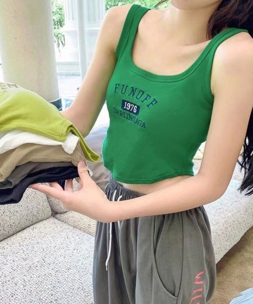 Miniministore(ミニミニストア)の「ロゴタンクトップ カップ付き レディース(タンクトップ・レディース・サンドベージュ/ブラック/ダークグレー/ライム/グリーン/ホワイト・FREE)」の6枚目の写真