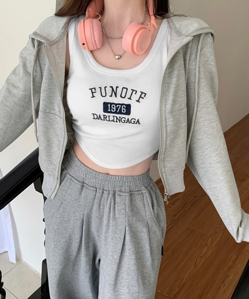 Miniministore(ミニミニストア)の「ロゴタンクトップ カップ付き レディース(タンクトップ・レディース・サンドベージュ/ブラック/ダークグレー/ライム/グリーン/ホワイト・FREE)」の8枚目の写真