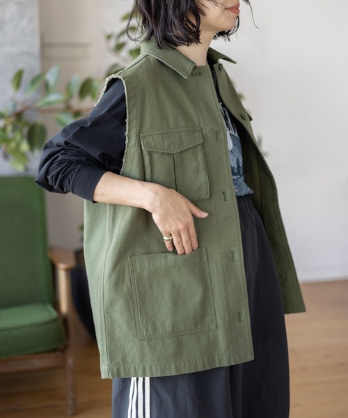 LEPSIM（レプシィム）の「【産前・産後対応】マタニティ／ミリタリーベスト　992073（マタニティウェア/グッズ・レディース・ブラック/カーキ・FREE）」の8枚目の写真