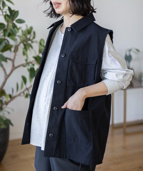 LEPSIM（レプシィム）の「【産前・産後対応】マタニティ／ミリタリーベスト　992073（マタニティウェア/グッズ・レディース・ブラック/カーキ・FREE）」の4枚目の写真