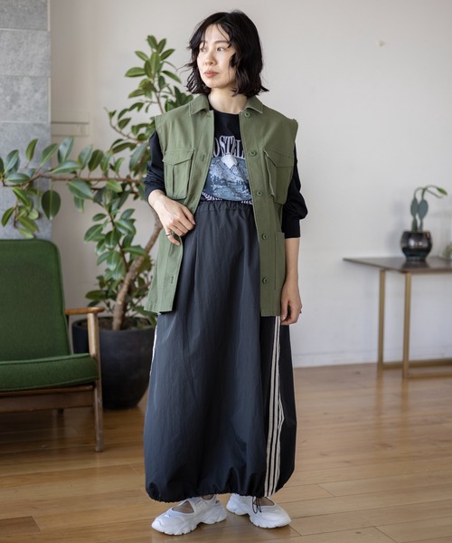 LEPSIM（レプシィム）の「【産前・産後対応】マタニティ／ミリタリーベスト　992073（マタニティウェア/グッズ・レディース・ブラック/カーキ・FREE）」の6枚目の写真