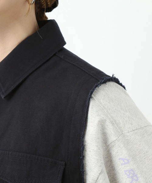 LEPSIM（レプシィム）の「【産前・産後対応】マタニティ／ミリタリーベスト　992073（マタニティウェア/グッズ・レディース・ブラック/カーキ・FREE）」の14枚目の写真