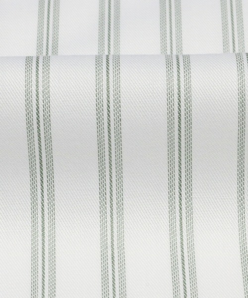 TOKYO SHIRTS（トウキョウシャツ）の「LENZING(TM)ECOVERO(TM) BIGシルエットシャツ スタンドカラー 七分袖（シャツ/ブラウス・レディース・グリーン・FREE）」の2枚目の写真