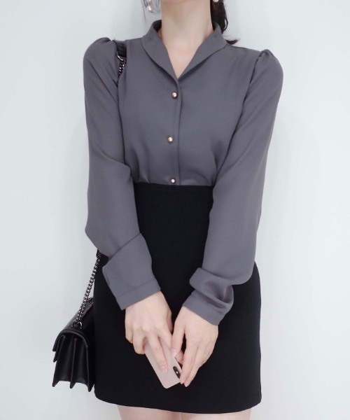 VIVID LADY(ビビッドレディー)の「シンプルなベーシックブラウス レディース(シャツ/ブラウス・レディース・ピンク/チャコールグレー/ワイン/スカイブルー/ブラック/アイボリー・FREE)」の21枚目の写真