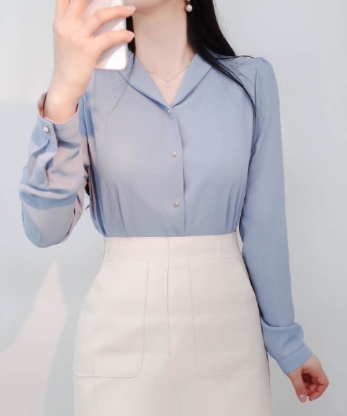 VIVID LADY(ビビッドレディー)の「シンプルなベーシックブラウス レディース(シャツ/ブラウス・レディース・ピンク/チャコールグレー/ワイン/スカイブルー/ブラック/アイボリー・FREE)」の15枚目の写真