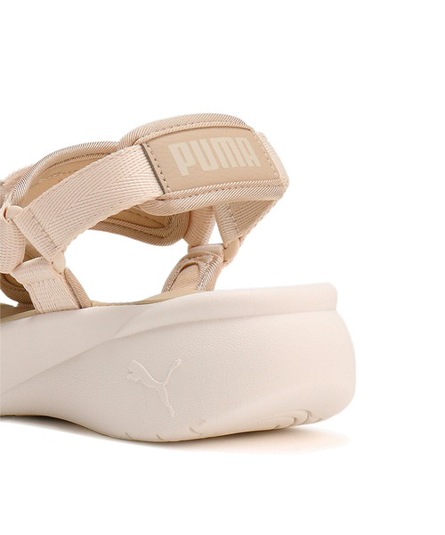 PUMA（プーマ）の「PUMA プーマ ウィメンズ ソフトライド VOLA サンダル（サンダル・レディース・ブラック×ホワイト/ホワイト系その他・23.0cm/22.0cm/25.0cm/24.0cm）」の13枚目の写真