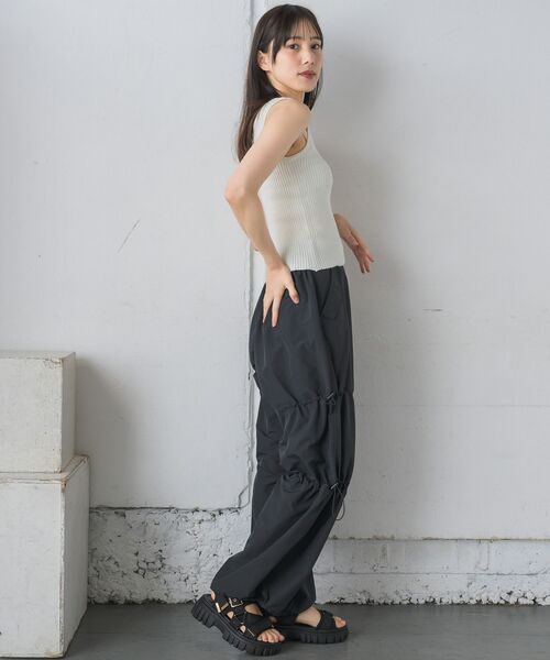 RETRO GIRL(レトロガール)の「リブニットタンク(タンクトップ・レディース・オレンジ/グリーン系その他3/ブラック/ナチュラル/ブラック系その他3/ホワイト・FREE)」の9枚目の写真