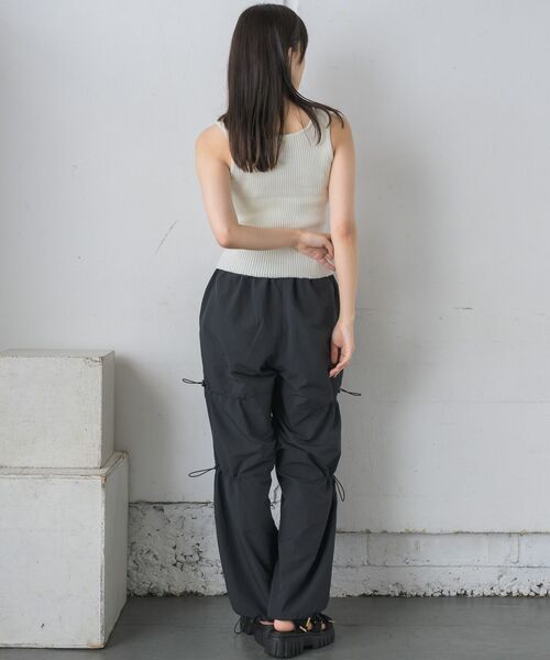 RETRO GIRL(レトロガール)の「リブニットタンク(タンクトップ・レディース・オレンジ/グリーン系その他3/ブラック/ナチュラル/ブラック系その他3/ホワイト・FREE)」の10枚目の写真