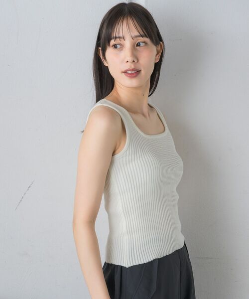 RETRO GIRL(レトロガール)の「リブニットタンク(タンクトップ・レディース・オレンジ/グリーン系その他3/ブラック/ナチュラル/ブラック系その他3/ホワイト・FREE)」の12枚目の写真