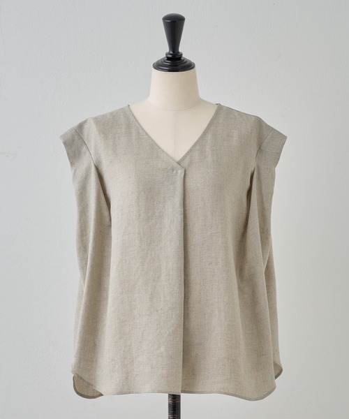 BEARDSLEY（ビアズリー）の「《LIVETART・洗える》麻調合繊フレンチブラウス（シャツ/ブラウス・レディース・ベージュ/グレー・FREE）」の3枚目の写真