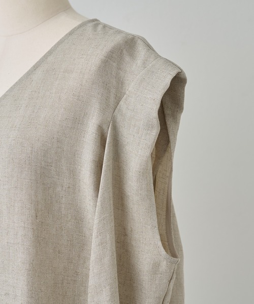 BEARDSLEY（ビアズリー）の「《LIVETART・洗える》麻調合繊フレンチブラウス（シャツ/ブラウス・レディース・ベージュ/グレー・FREE）」の8枚目の写真