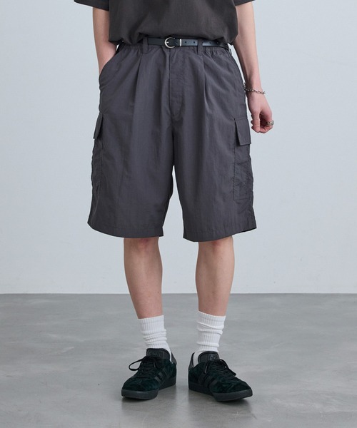 re_k by JUNRED（レクバイジュンレッド）の「re_k by JUNRED / オーバーワイドナイロンカーゴショーツ（カーゴパンツ・メンズ・チャコールグレー/カーキ/ライトグレー・L/M/S）」の2枚目の写真
