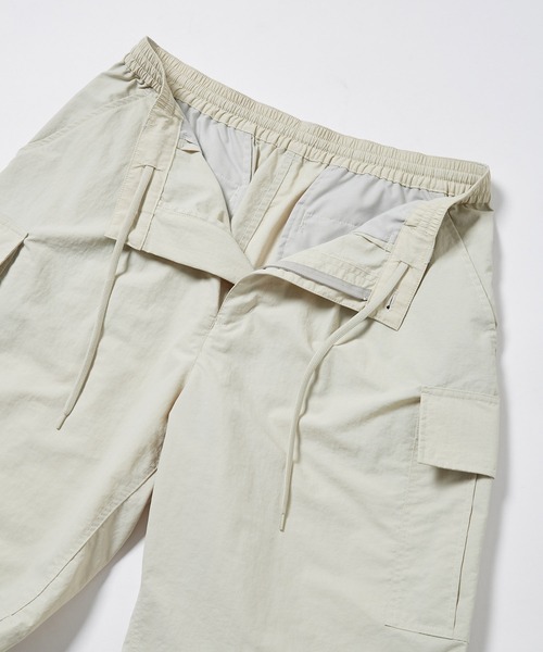re_k by JUNRED（レクバイジュンレッド）の「re_k by JUNRED / オーバーワイドナイロンカーゴショーツ（カーゴパンツ・メンズ・チャコールグレー/カーキ/ライトグレー・L/M/S）」の10枚目の写真