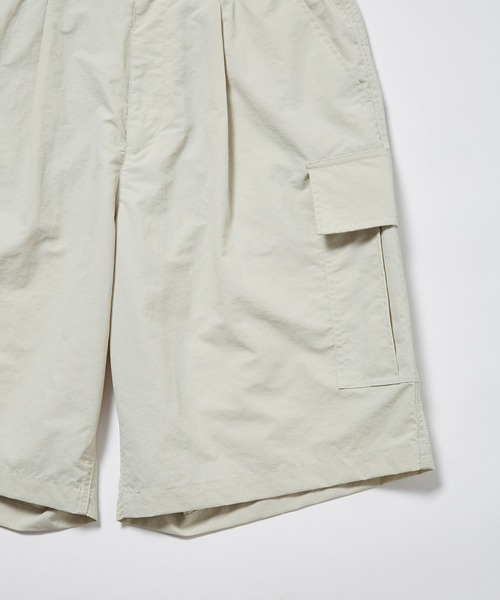 re_k by JUNRED（レクバイジュンレッド）の「re_k by JUNRED / オーバーワイドナイロンカーゴショーツ（カーゴパンツ・メンズ・チャコールグレー/カーキ/ライトグレー・L/M/S）」の8枚目の写真
