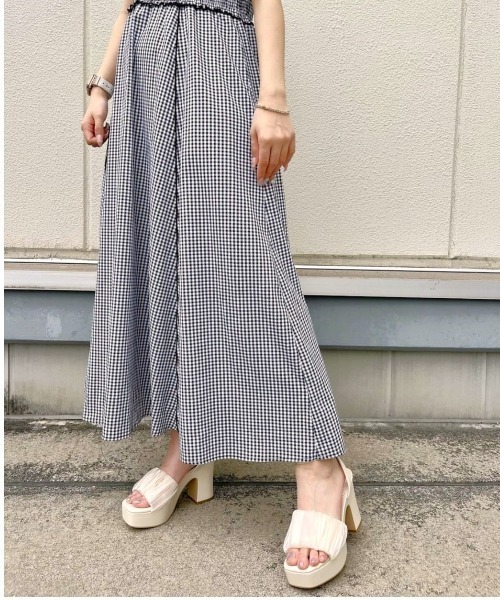 R&E（アールアンドイー）の「【REZOY】シフォンギャザー厚底サンダル（サンダル・レディース・ライトブルーグレー/アイボリー/ピンク/ブラック・S/M/L）」の17枚目の写真