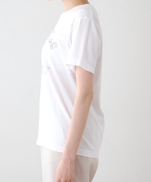 Whim Gazette(ウィムガゼット)の「カスレプリントロゴTシャツ(Tシャツ/カットソー・レディース・ベージュ/インディゴブルー/オフホワイト・FREE)」の11枚目の写真