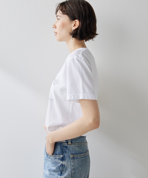 Whim Gazette(ウィムガゼット)の「カスレプリントロゴTシャツ(Tシャツ/カットソー・レディース・ベージュ/インディゴブルー/オフホワイト・FREE)」の15枚目の写真