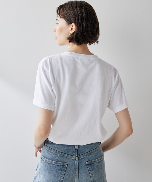 Whim Gazette(ウィムガゼット)の「カスレプリントロゴTシャツ(Tシャツ/カットソー・レディース・ベージュ/インディゴブルー/オフホワイト・FREE)」の16枚目の写真
