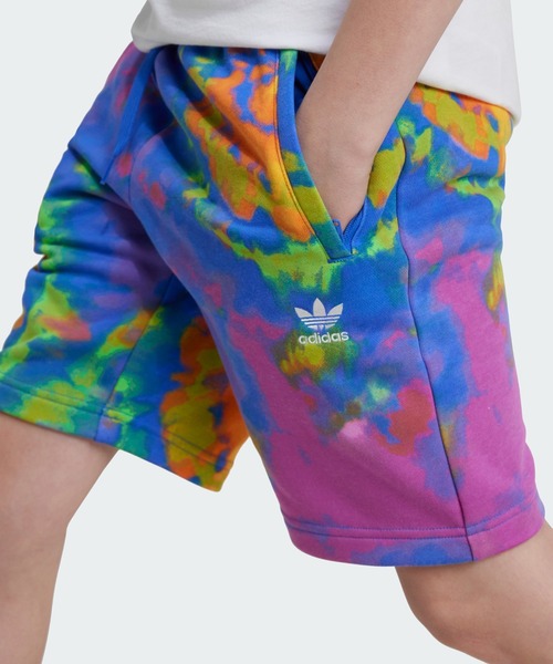 adidas（アディダス）の「アディダス オリジナルス タイダイ 総柄プリント ショーツ / アディダスオリジナルス adidas Originals（その他パンツ・キッズ・ブルー/ブルー系その他・130/140/150/160）」の4枚目の写真