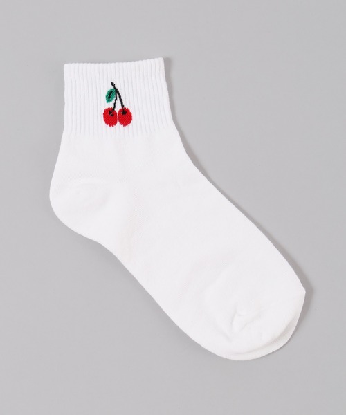 PHILLY(フィリー)の「【PHILLY】チェリーワンポイントソックス(ソックス/靴下・レディース・ホワイト/ブラック・FREE)」の7枚目の写真