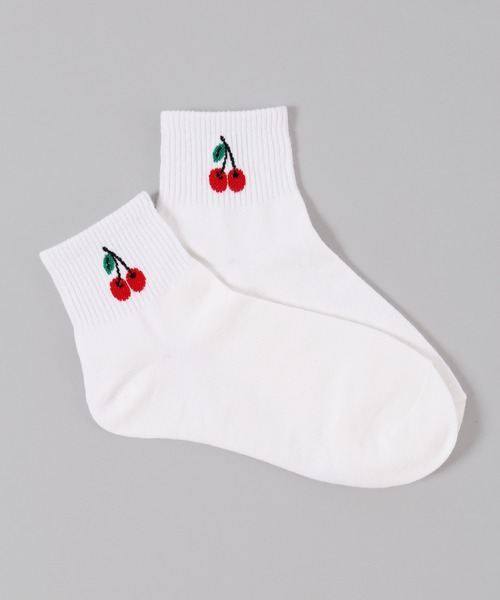 PHILLY(フィリー)の「【PHILLY】チェリーワンポイントソックス(ソックス/靴下・レディース・ホワイト/ブラック・FREE)」の4枚目の写真