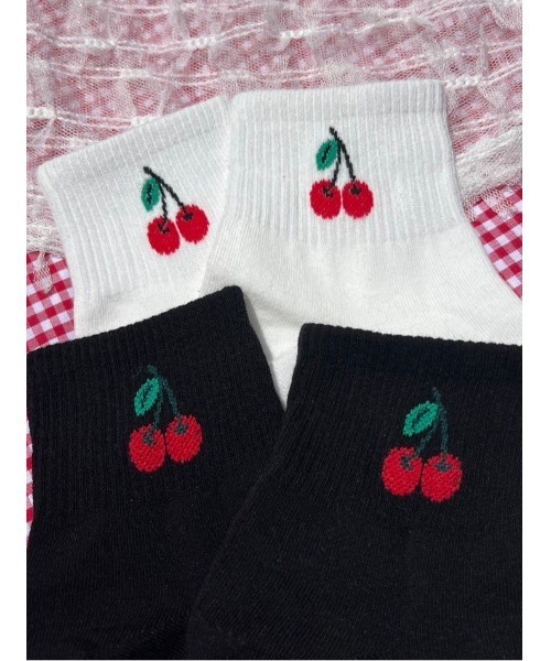 PHILLY(フィリー)の「【PHILLY】チェリーワンポイントソックス(ソックス/靴下・レディース・ホワイト/ブラック・FREE)」の9枚目の写真