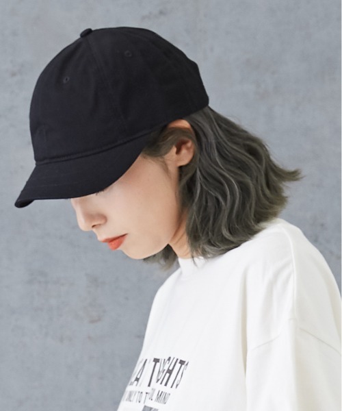 CUBE SUGAR(キューブシュガー)の「ツイルショートブリムキャップ(キャップ・レディース・ブラック/ナチュラル/チャコールグレー/ベージュ・M)」の2枚目の写真